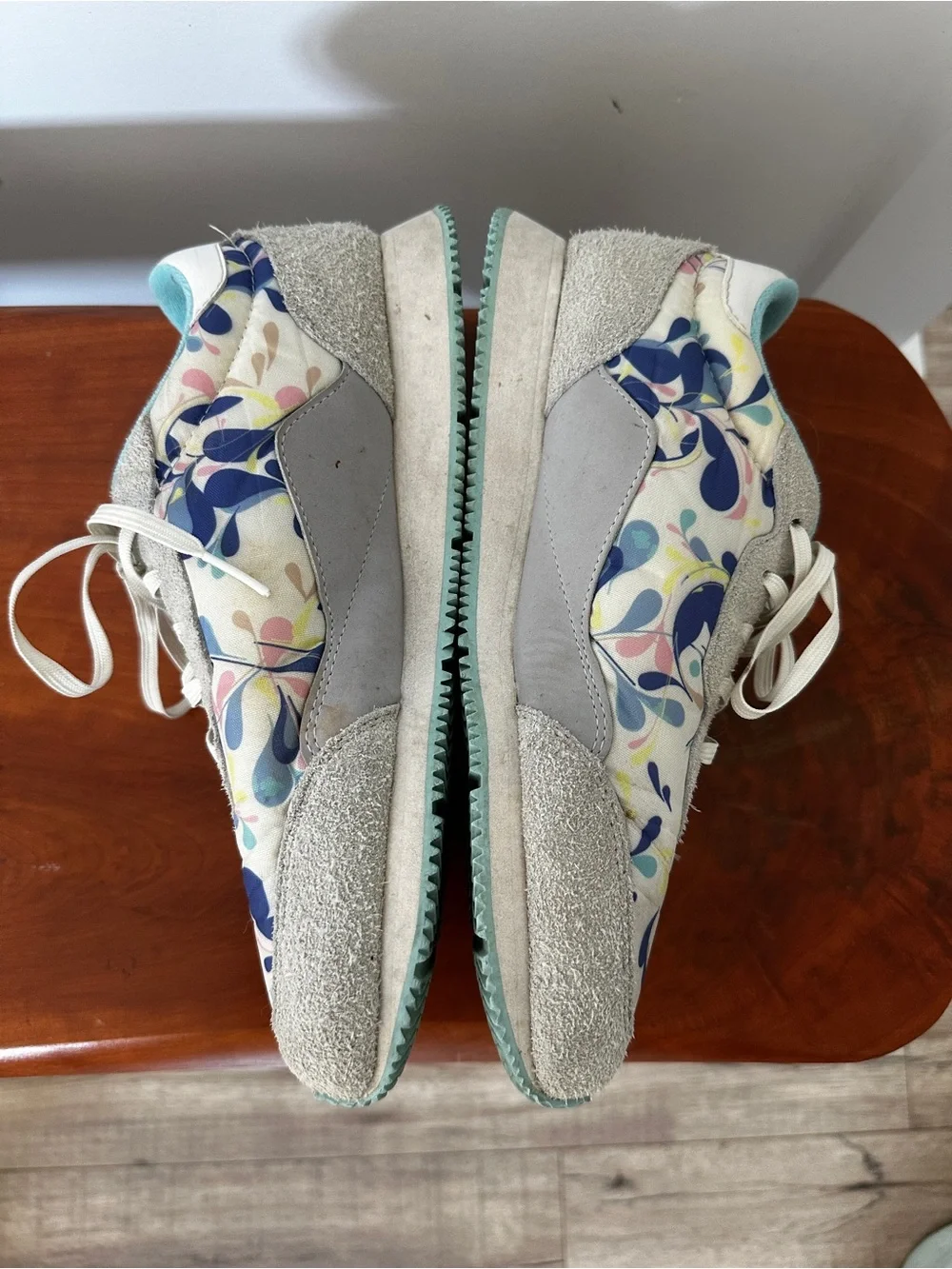 Helly Hansen Women’s Floral Sneakers - Cream, Blue & Teal